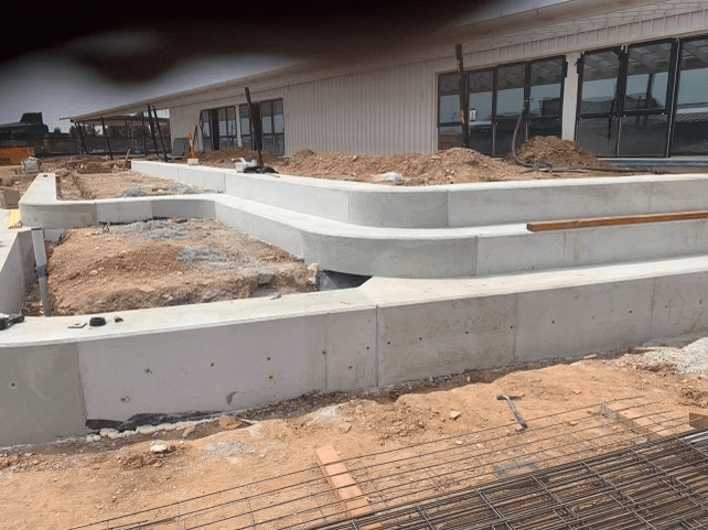 Retaining Walls, Stairs, Curved Footings & Slabs